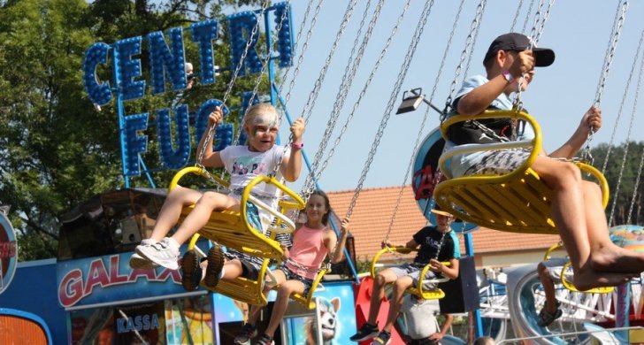 Březenská pouť a motosraz Poláky (88).JPG